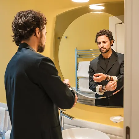 Parisii Luxury Relais 住宿加早餐酒店 4*