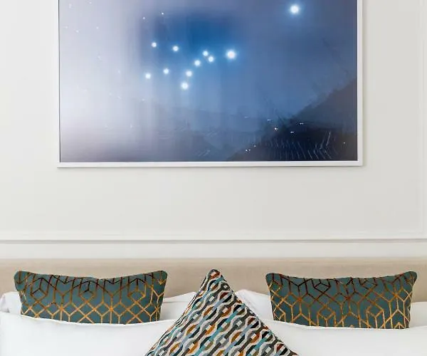 Parisii Luxury Relais