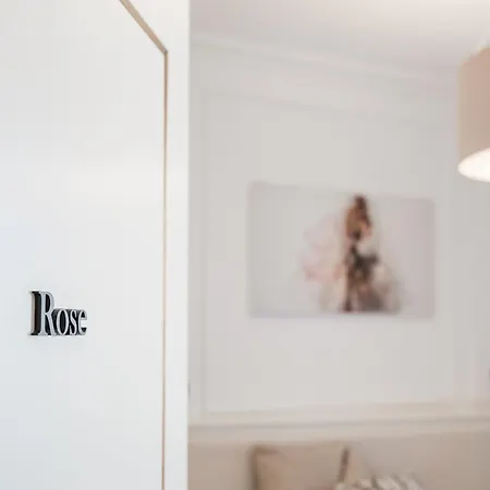 Parisii Luxury Relais 4*