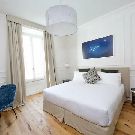 Parisii Luxury Relais Alojamento de Acomodação e Pequeno-almoço 4*