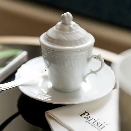 Parisii Luxury Relais Alojamento de Acomodação e Pequeno-almoço Roma